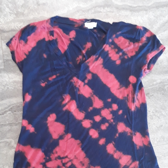 Custom Bleach Tie Dye Stretchy Tee - Size Large Red/Blue Slim Fit Tee Shirt - Picture 6 of 7
